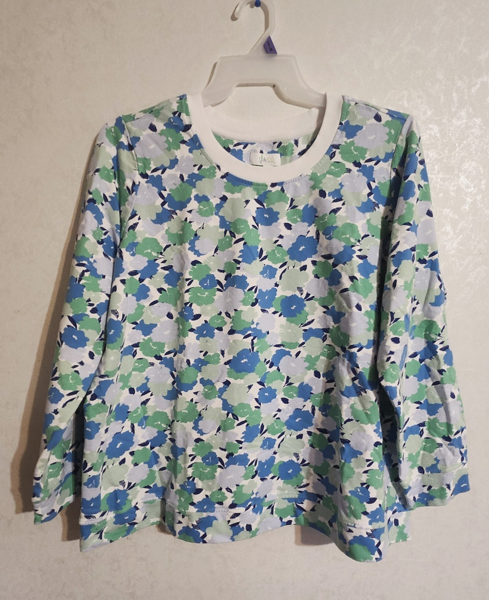 D & Co Active Womens Top 2X Fleece Lining Blue Green Floral Long Sleeve